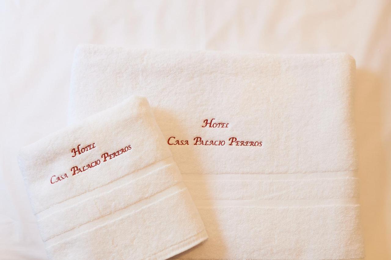 Hotel Casa Palacio Pereros Caceres Ngoại thất bức ảnh